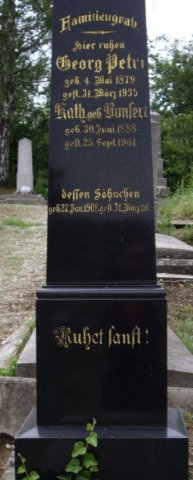 Petri Georg 1879-1935 Bonfert Kath 1888-1961 Grabstein
